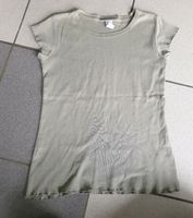 T-Shirt H&M Basic Gr. 11-12/152 Top Aachen - Aachen-Mitte Vorschau