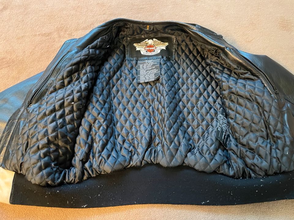 Damen Lederjacke von Harley Davidson in Dasing