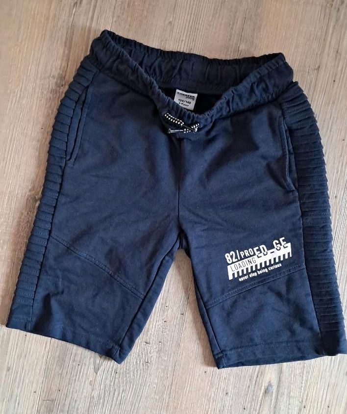 Chapter kurze Hose Shorts 134/140 in Weener