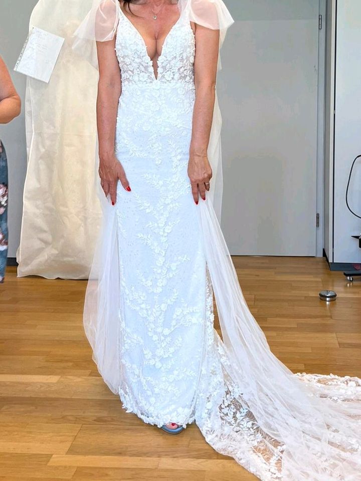 Hochzeitskleid Cameron von MADE WITH LOVE in Heiligenhaus