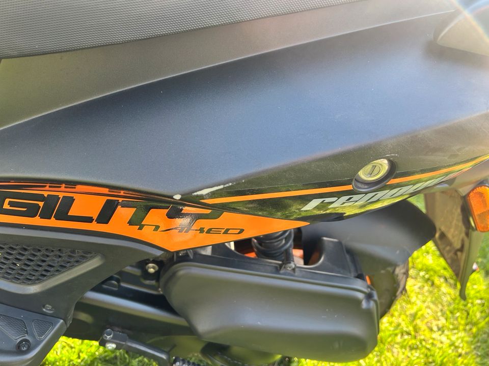 Kymco Agylity RS Naked 50ccm Roller 4 Takt Moped in Hohenwarsleben