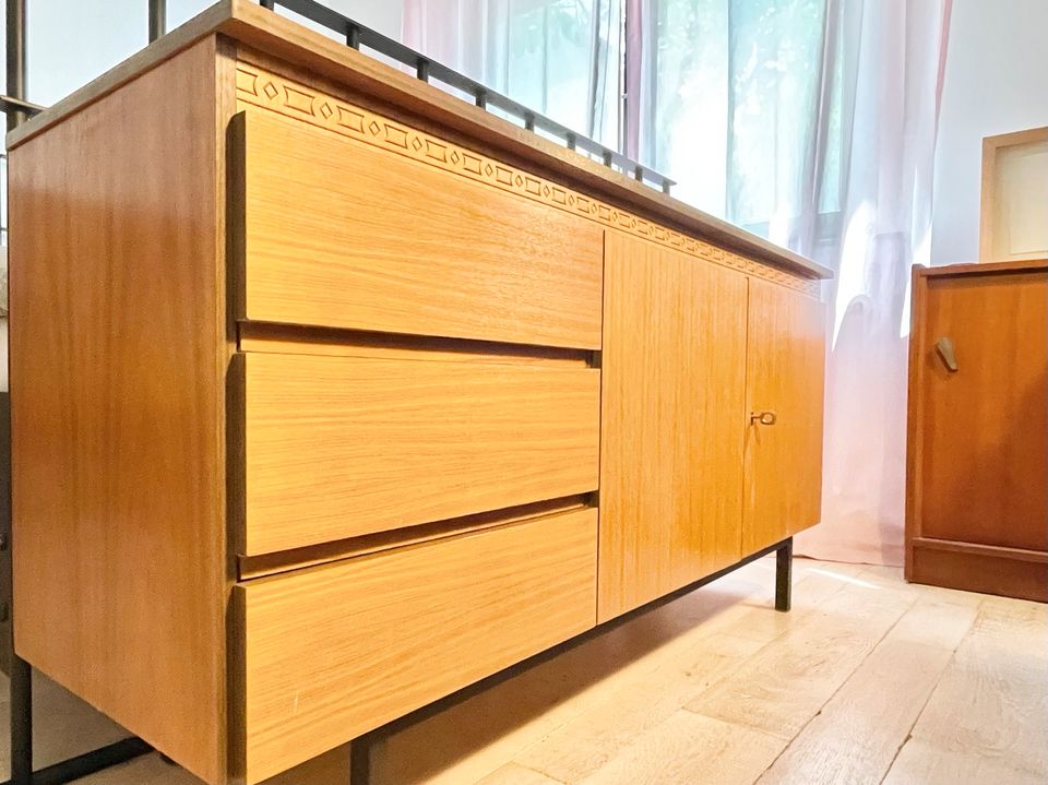 SIDEBOARD VINTAGE Mid Century Kommode Lowboard in Köln