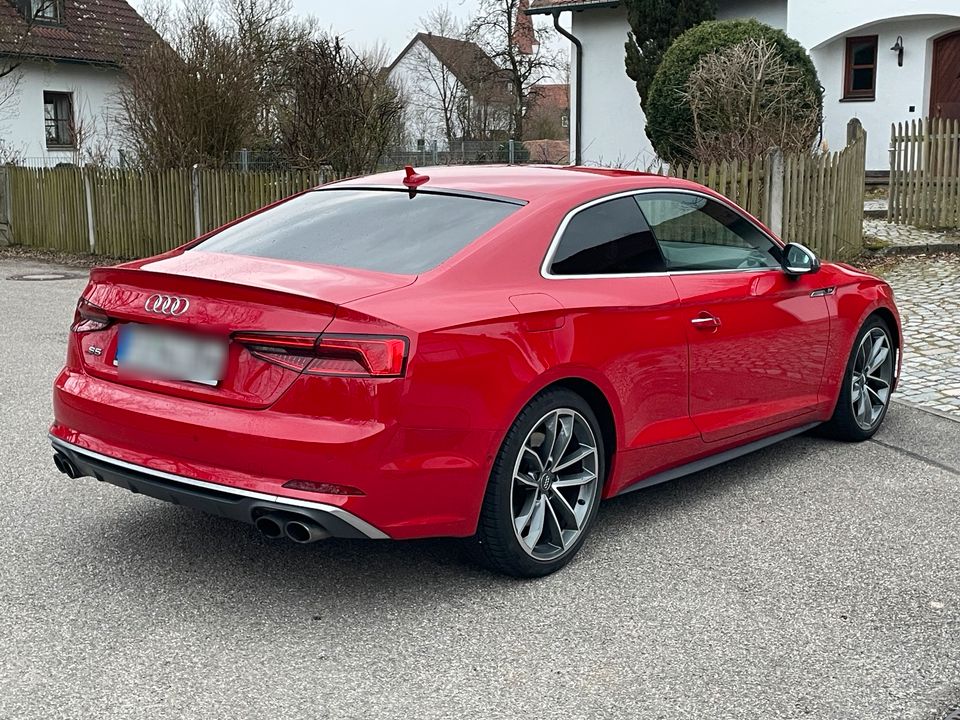 Audi S5 3.0 TFSI quattro ACC B&O Vollleder Matrix LED Nav in Haag a.d.Amper