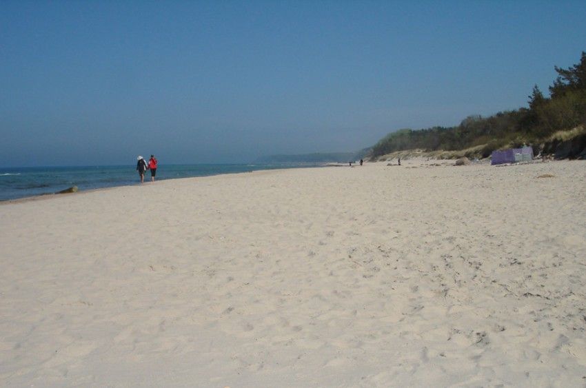 zu verkaufen: Ferienwohnung auf Rügen direkt am Strand in Dranske