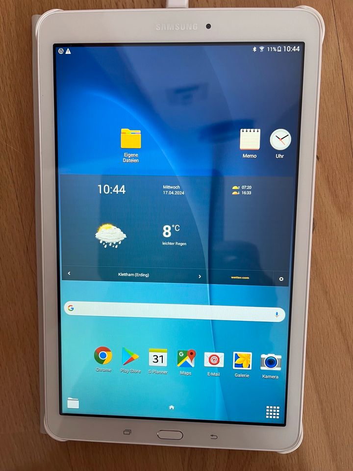 Samsung Tablet SM - T 560 in Erding