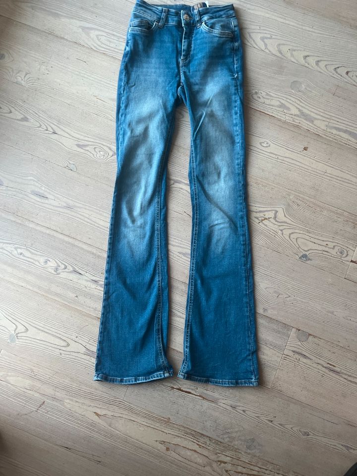 Only Jeans Bootcut XS  34 Länge 32 in Krempermoor