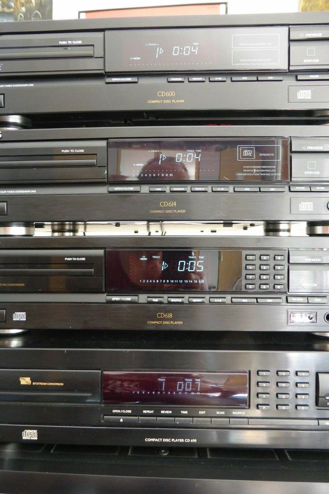 Philips CD Player Sammlung Type CD600-690 in Gröbenzell