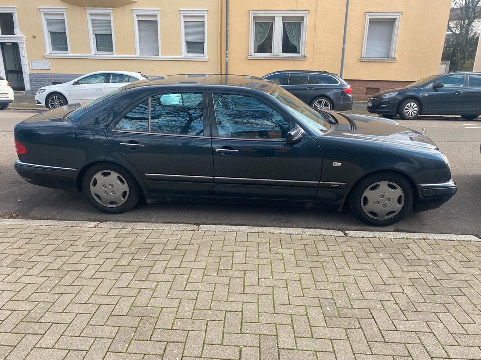 Mercedes Benz Avantgarde W210 E 230 TÜV NEU, Tausch möglich in Ludwigshafen