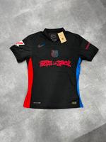 FC Barcelona x Travis Scott Limited Edition Trikot 2024/25 Niedersachsen - Achim Vorschau