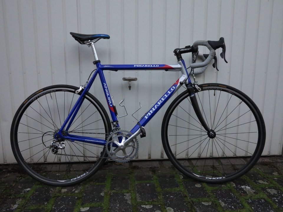 PINARELLO ALU carbon  56cm KOMPLETT CAMPAGNOLO TOP in Berlin