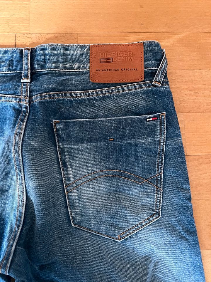 Top! Tommy Hilfiger Jeans Slim Scanton blau Gr. 29 x 32 in Frankfurt am Main