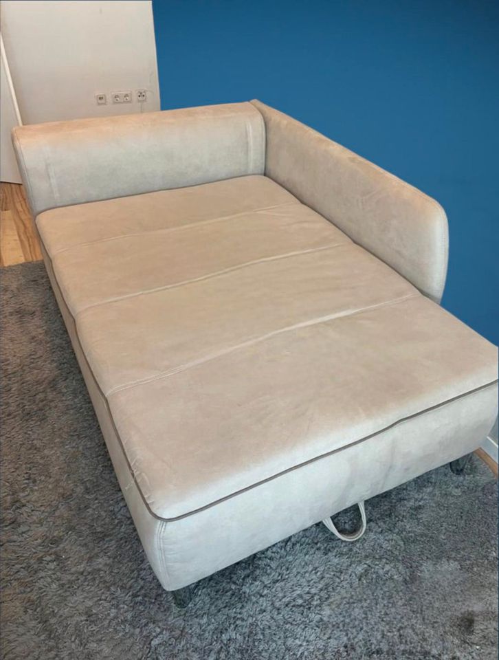 Sofa Schlafsofa Gästebett Couch Bett Beige in Berlin