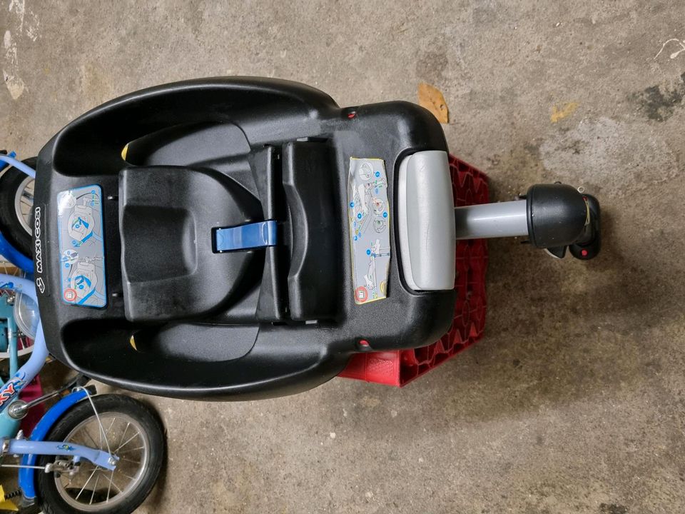 Maxi Cosi Cabrio/Easy Fix in Nürnberg (Mittelfr)