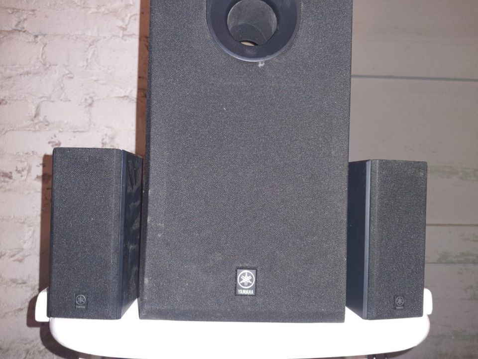 Subwoofer/Lautsprecher/Stärker Yamaha und Logitech Z-5500 digital in Marl