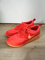 Nike Airmax Thea in Orange (Größe 38,5) Saarland - Bexbach Vorschau