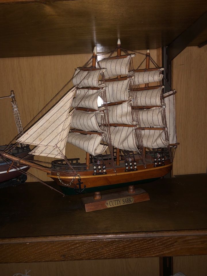 Modell Segelschiff Holz in Grüna (Sachsen)