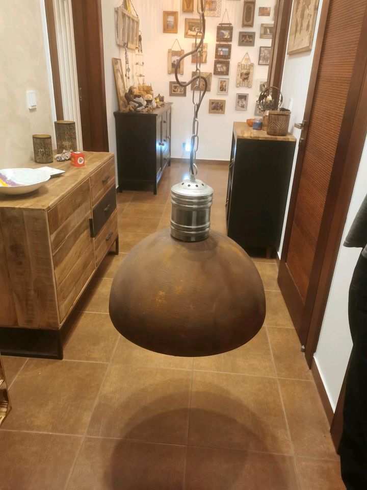 Lampe in Rostoptik in Leipzig