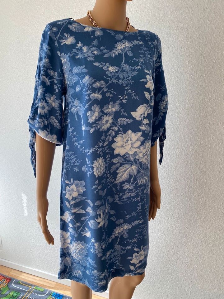 Tunika blau S 36 Kleid Sommerkleid in Essen