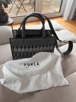 Furla tote Bag opportunity schwarz weiß Handtasche Umhängetasche Düsseldorf - Oberbilk Vorschau