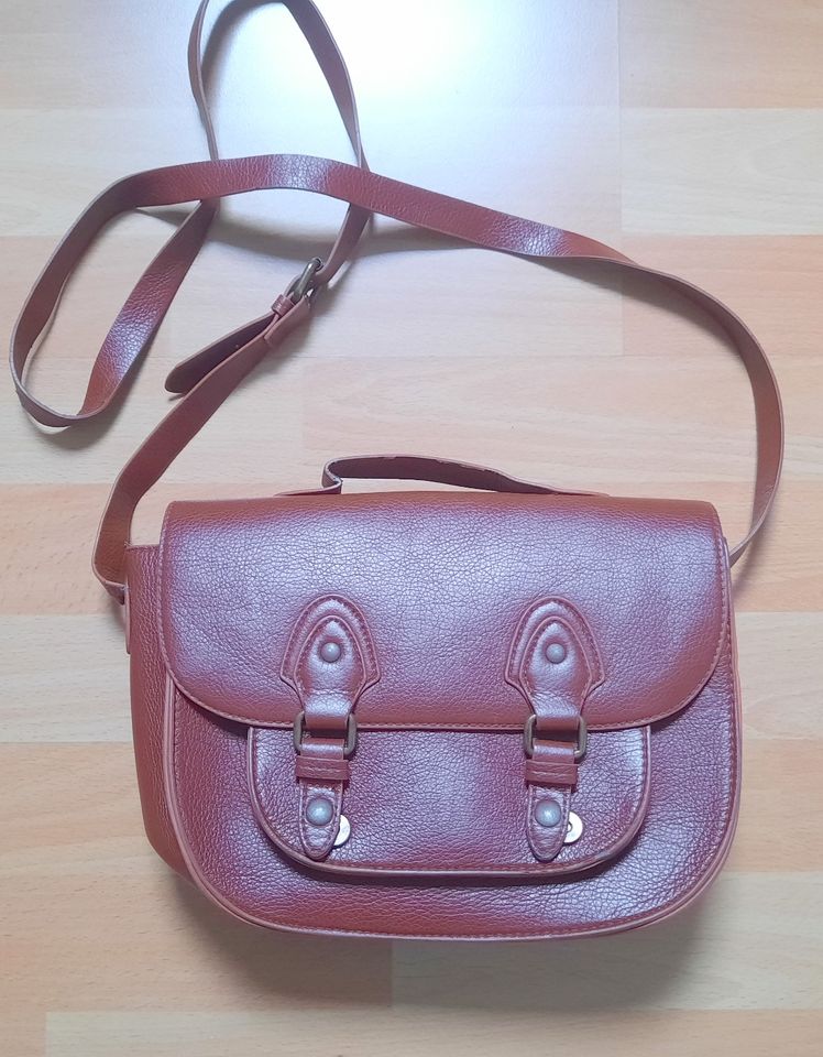 Handtasche Umhängetasche Damen-Tasche in Eggersdorf