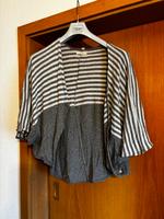 Strickjacke gestreift grau mit offener Front Sachsen - Crinitzberg Vorschau