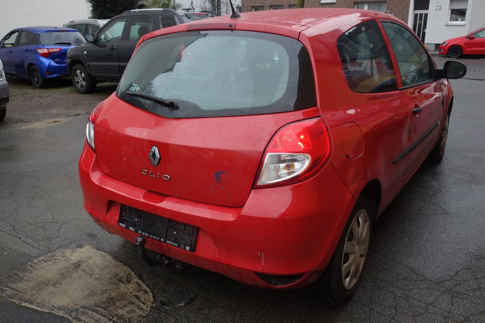 Renault Clio 3 III Scheinwerfer Links Rechts Baujahr 2012 in Mülheim (Ruhr)