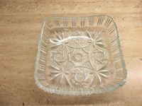 Glasschale, Obstschale etc.,eckig, mit Muster, 22 x 22 x 6,5 cm Bayern - Vierkirchen Vorschau