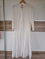 Traumhaft schönes Kleid Zara XS weiss Lochstickerei Midi Trend Bayern - Bodenkirchen Vorschau