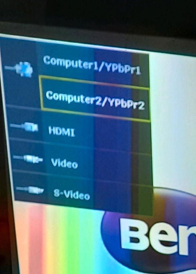 Benq TW523P 3 D DLP Beamer Leinwand Deckenhalterung HDMI Kabel in Berlin