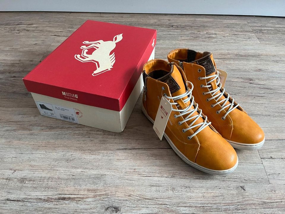 Sneaker Mustang Gr.39 NEU mit Etikett in Lünen