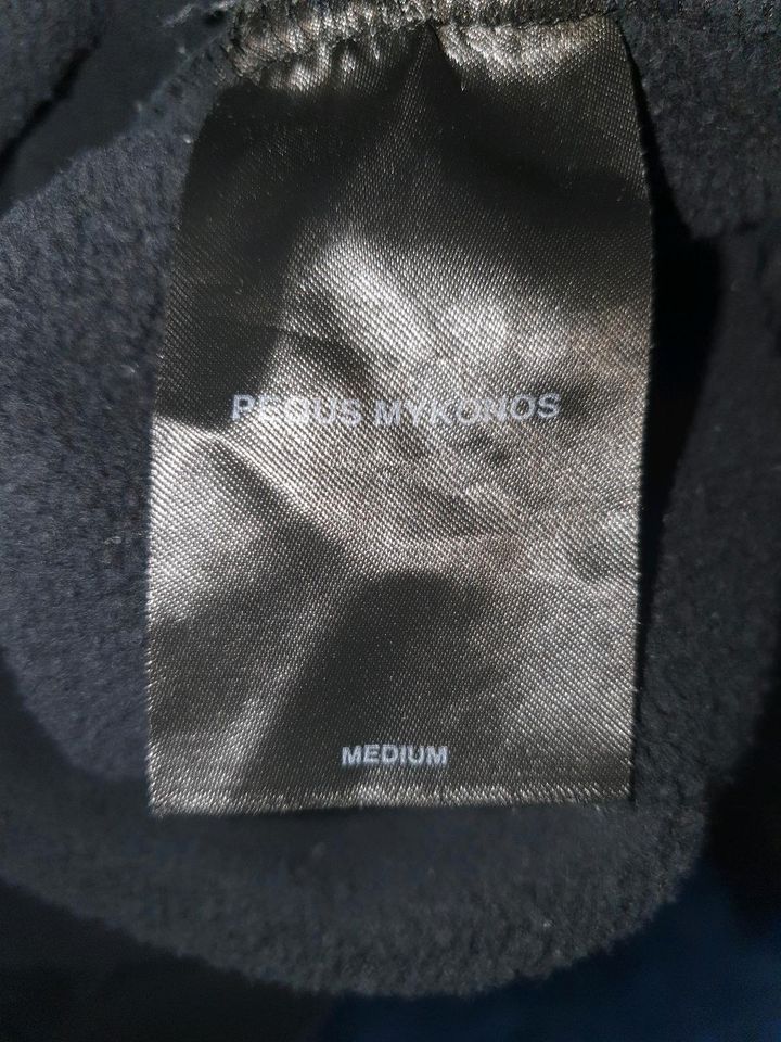 Hoodie von Pequs in schwarz Größe M in Mömlingen