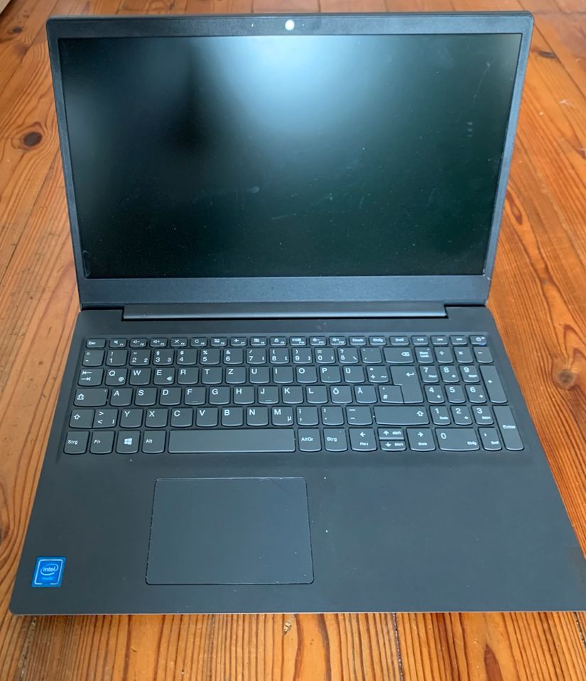 Lenovo v15 IGL Laptop in Neetzka