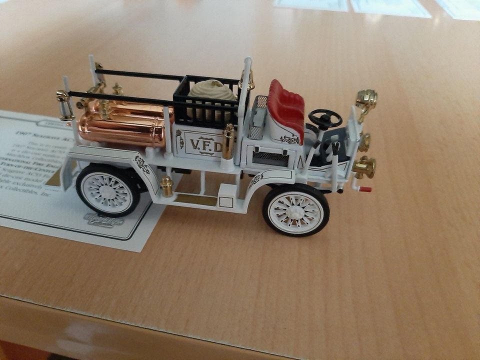 Matchbox Sammlermodelle Legenden der Feuerwehr mit Certivikate in Stoltebüll