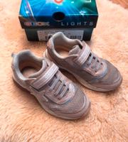 Geox Sneaker Halbschuhe Klettverschluss Low Blinkies rosa Gr. 28 Niedersachsen - Evessen Vorschau