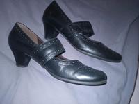 Schwarze Pumps in Leder Niedersachsen - Papenburg Vorschau