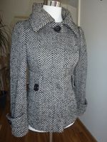 Zara Basic Mantel Kurzmantel Jacke schwarz/weiß Gr. XS TOP Aachen - Eilendorf Vorschau