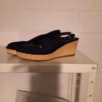 Sandalen von Tommy Hilfiger Niedersachsen - Uelzen Vorschau