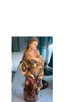 Heilige Katharina von Alexandria Holz  Statue Heiligenfigur Bayern - Karlsfeld Vorschau