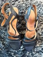 Echtleder Schuhe, Riemchen Sandaletten mit Absatz von 5th Avenue Niedersachsen - Wallenhorst Vorschau