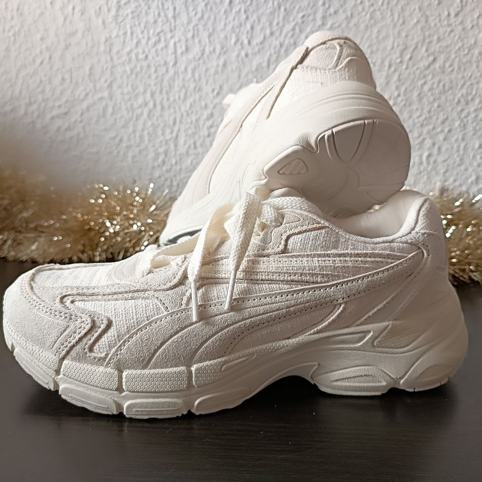 Puma Nitro Blank Canvas 38,5 premium Sneakers in Magdeburg