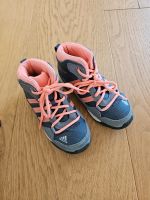 Adidas Wanderschuhe 28 rosa grau, super Zustand Baden-Württemberg - Süßen Vorschau