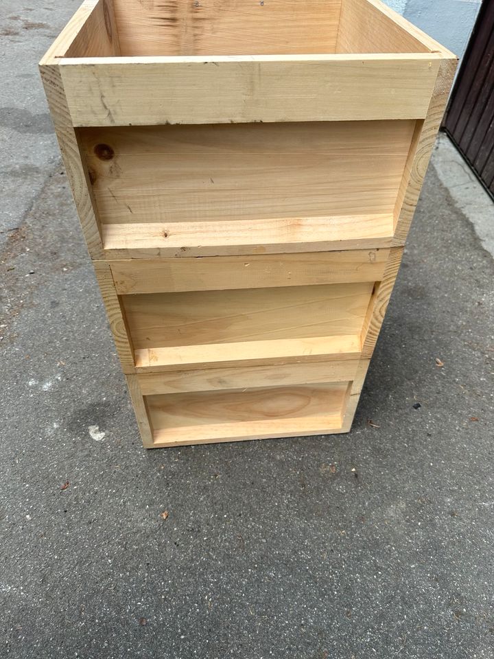 Bienenbeute Kiste Neu in Stuttgart