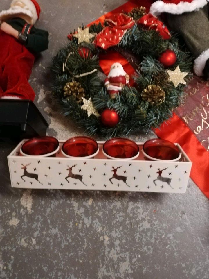 Weihnachts deko Rot in Mönchengladbach