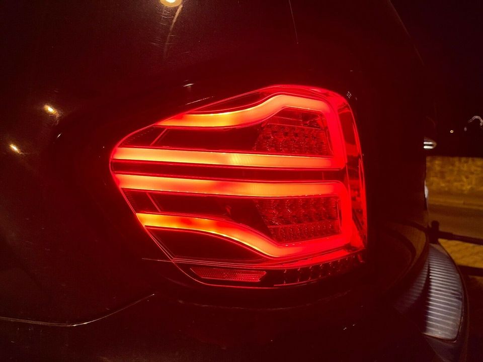 Lightbar Led Rückleuchten rot smoke für Mercedes W164 M-Kl. 05-08 in Calden
