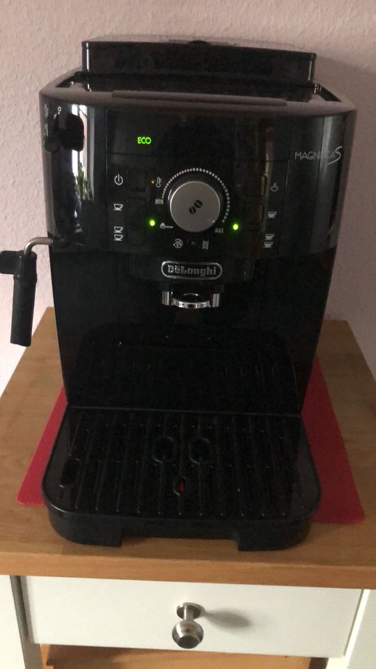 De'Longhi Magnifica S Kaffeevollautomat in Bad Marienberg