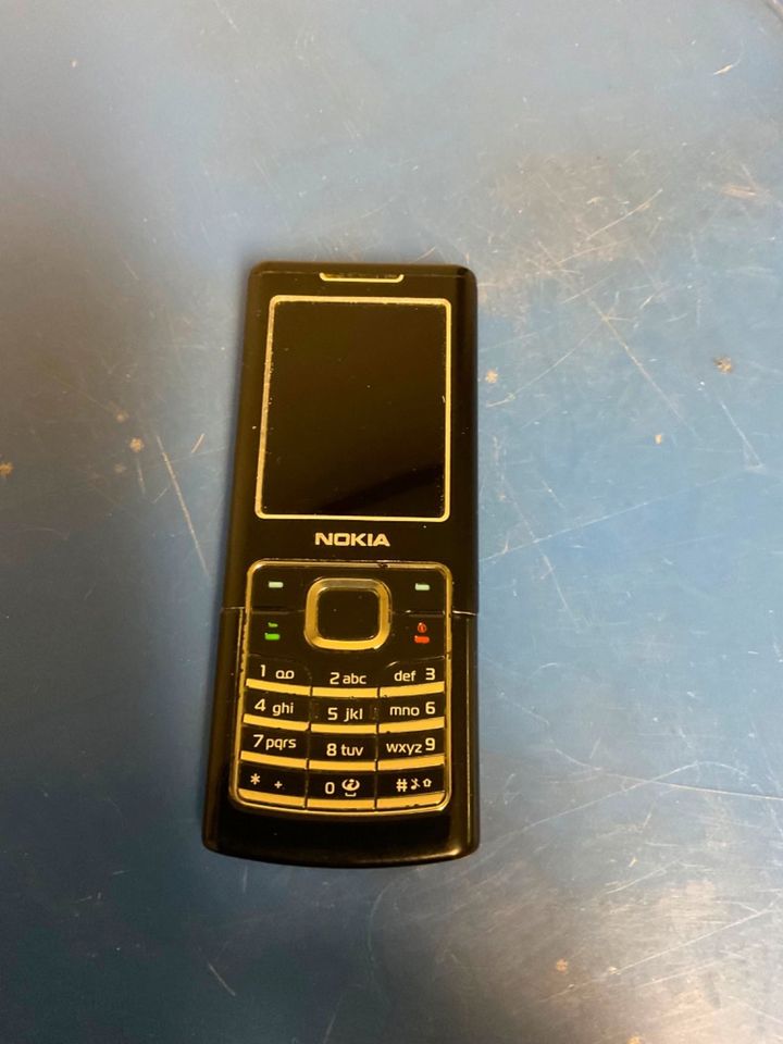 Nokia 6500c als Bastelware in Magdeburg
