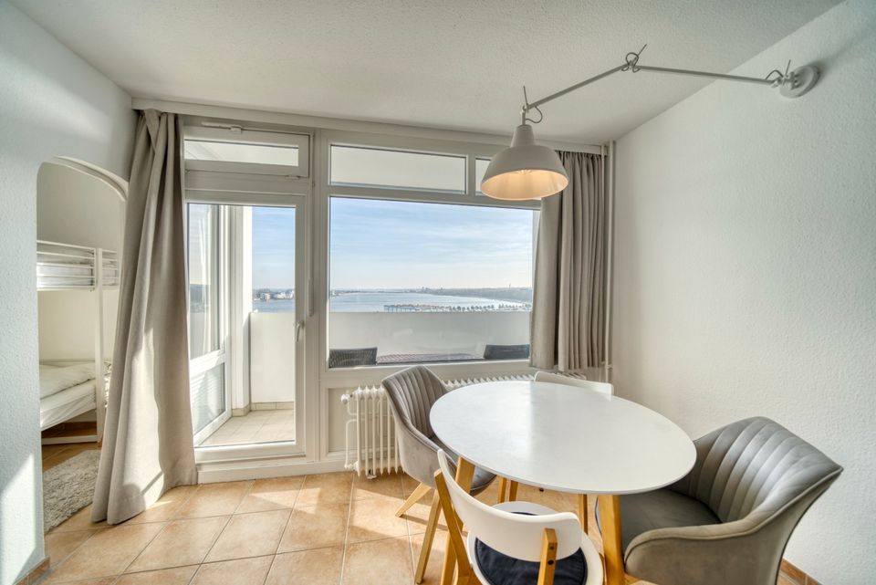 Strandnahe Ostsee Ferienwohnung + Balkon und tollem Ausblick in Heiligenhafen 