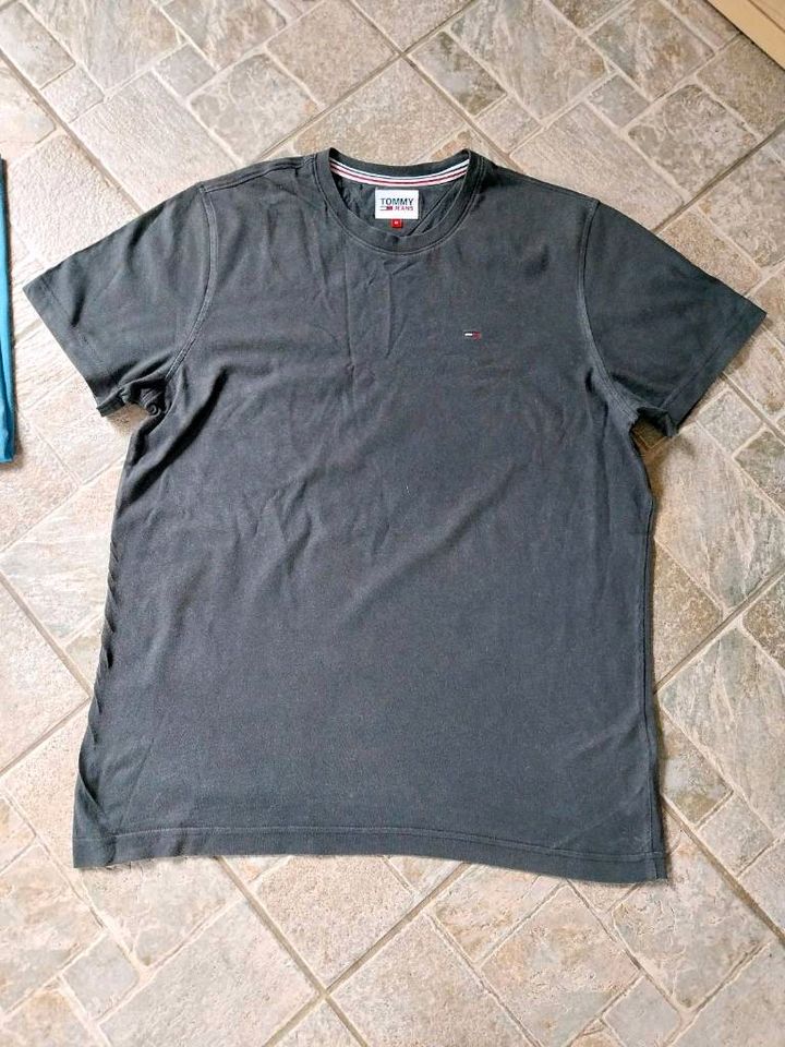 2× Tshirt Gr.M (Hilfiger,Calvin Klein) in Nettetal