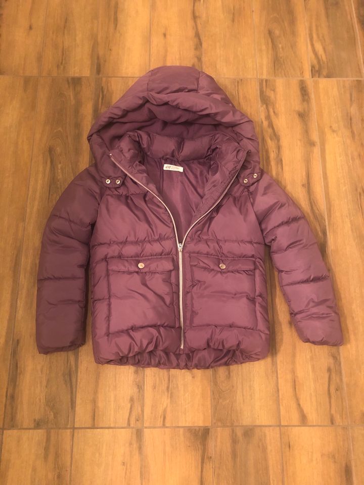 Winterjacke für Mädchen, Gr.140, H&M in Kreischa