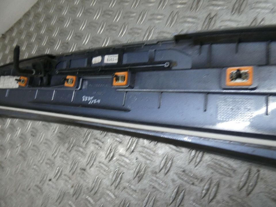 Mercedes W211 Dachspoiler A2117900188 Blau 353U Nr.53 in Massenbachhausen